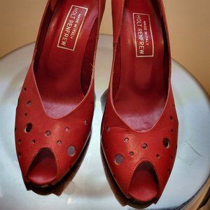 Holt Renfrew 80s red pump